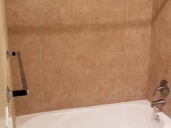 $1,256 / 1br - 595ft2 - Public Transportation, Some Paid Utilities, Microwave, Ceiling Fans (Carson City)63682237747075124