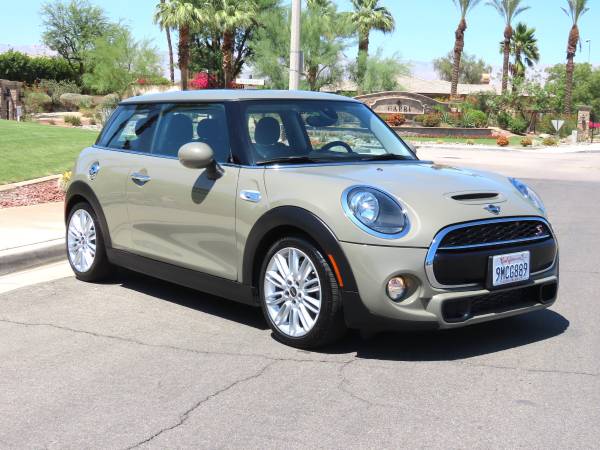 2019 Mini Cooper S 15k mi, Auto, Sunroof, No Accidents, Mint Condition - $19,980 (Palm Desert, Ca)63612075080067120