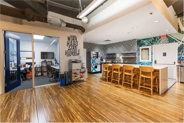 $219 Private Space AVAILABLE NOW! (Pittsburgh, PA)64013369919618123