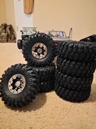 RC Remote control trucks , crawlers wheels and tires 1