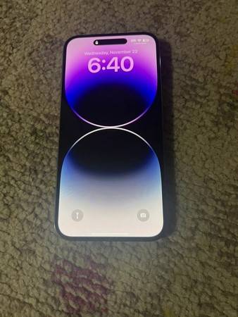 iPhone 15 Pro Max – Excellent Condition 1