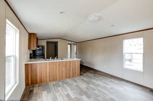 $1,050 / 3br - Descubre una Vida Moderna Asequible (Wetumpka)64032132004865123