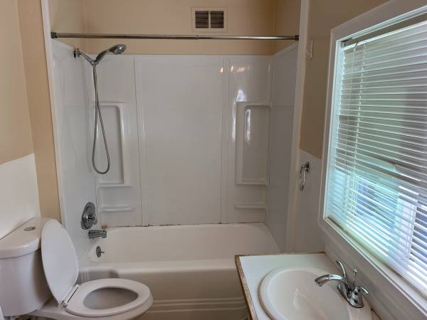 $393,000 / 3br - 1320ft2 - 3 bedroom 1.5 bath house for sale (Albany)63624830044673123