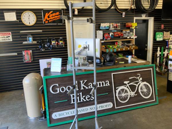 Extra Nice Duo Bike Display stand @ Good Karma Bikes 1