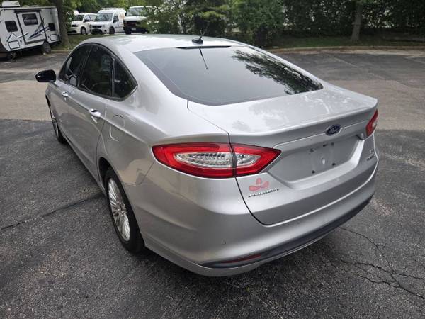 Ford Fusion Hybrid Financing Available - $6,900 (Roselle)63616751399809123