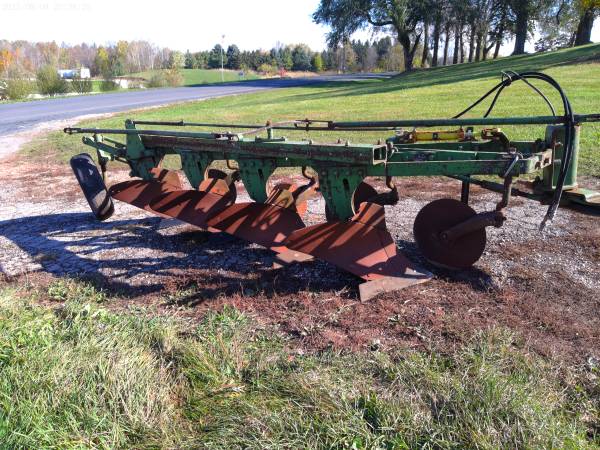 John Deere 4 bottom plow 1