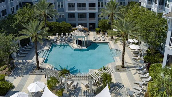 $2,664 / 2br - 1344ft2 - Business Center with Private Office Spaces, Dog Park, Playground (St. Petersburg)63976136683907122
