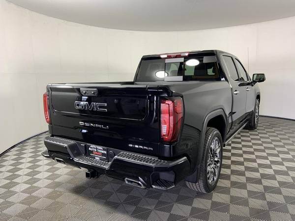 2025 GMC Sierra 1500 Denali Ultimate Stop In  Save !! - $83,991 (+ Auto Town GMC)63435537308035122