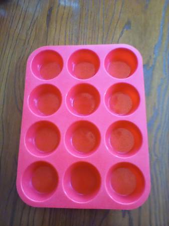 Cupcake Pan 1