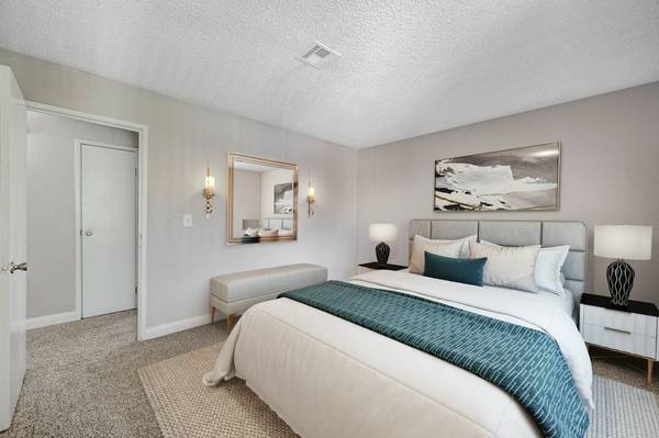 $1,110 / 1br - 680ft2 - 1 dormitorio, 1 baño, casa club, almacenamiento adicional (3937 Spencer Street, Las Vegas, NV)63859499602177120