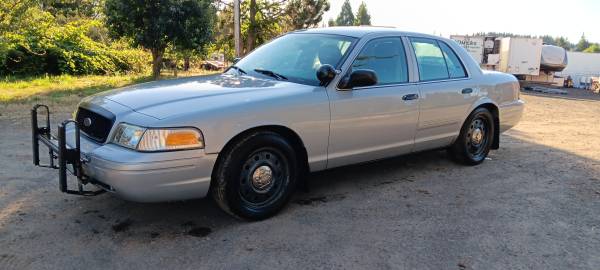 2011 Ford Crown Victoria - $6,000 (Olympia)63482887350913122
