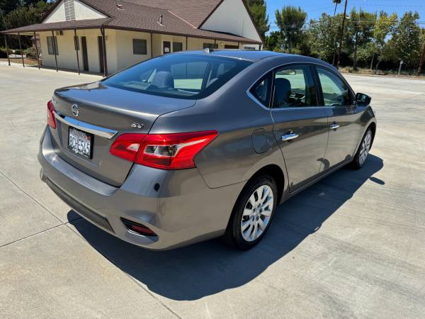 2016 Nissan Sentra SV - $5,90063623948781697124