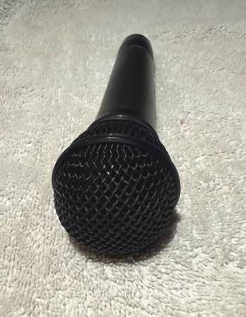 AUDIO TECHNICA ATM410 DYNAMIC CARDIOID HANDHELD VOCAL MICROPHONE USED - $40 (Granada Hills)63471470319235123