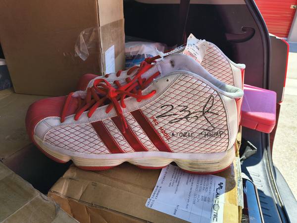Adidas Tennis Shoes signed by Dwight Howard 1