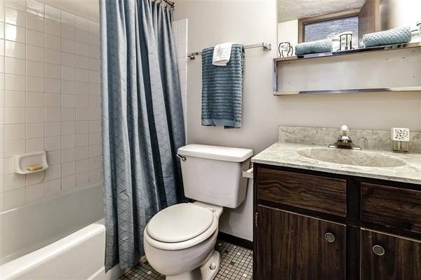 Your Cozy New Home Awaits – 1BR with On-Site Laundry! 1