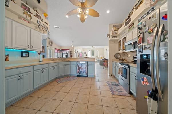 $675,000 / 4br - 2635ft2 - 4/3 Hermosa casa con piscina en 2.57 acres🐴 (Ocala)63693484462081124
