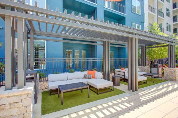 $2,945 / 2br - 1311ft2 - Get more! More closet space, more cabinet space, amazing finishes! (Nashville - Downtown Germantown)63680176163841121