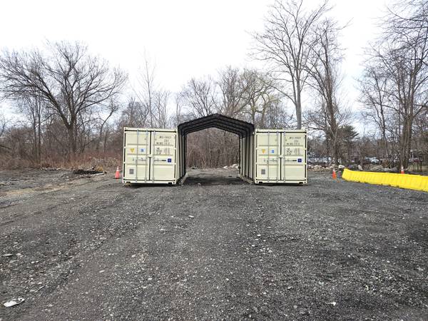 $1,250 Cargo Container Storage - Outside Industrial Storage | Parking (Woburn)63655303342595121