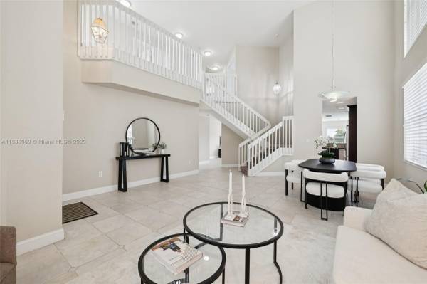 $5,000 / 4br - House for rent 4/3 (Pembroke Pines)63825132072451124