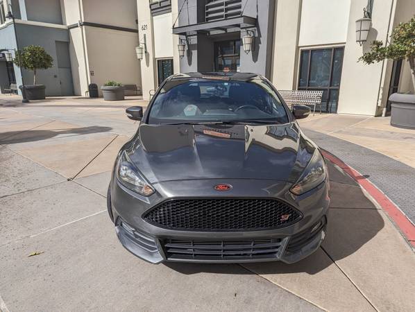 2016 Ford Focus ST Clean Title 63k Miles - $14,000 (sunnyvale)63469888858113124
