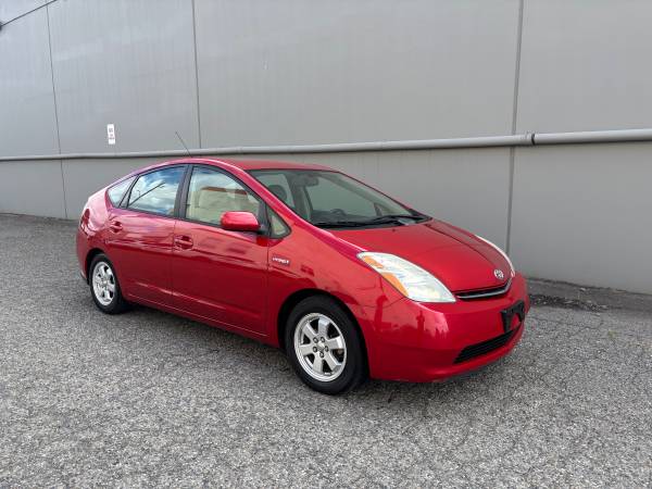 Toyota Prius 2006 - $6,450 (Seattle)63622939410179120