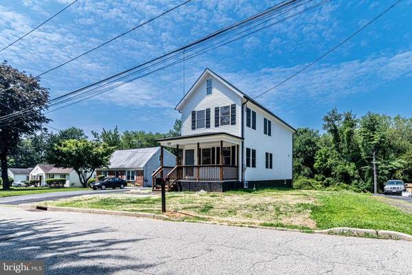 $5 / 4br - Newly renovated. Spacious living room. Great location. (Lawrence, NJ)63676239588481122