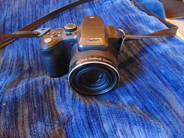 KODAK VIDEO CAMERA model Z981 1