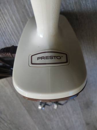 Presto Mezcladora antigua (Modelo: 0370001) en venta - $10 (Los Ángeles)63471471241091123