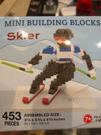 Mini building blocks Skier 1
