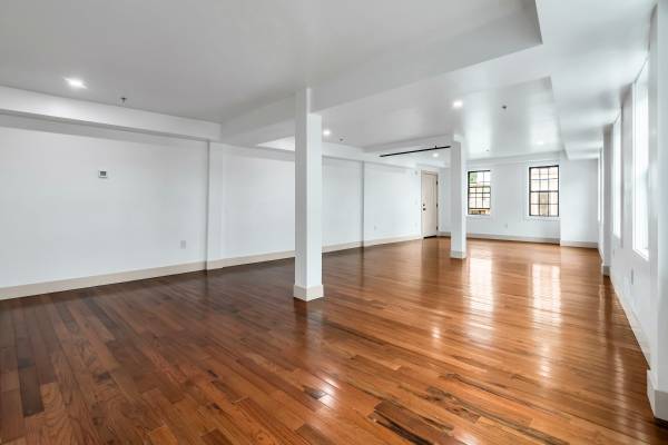 $1,800 Office Space Available | 1000sq ft | $1,800 p/m (Methuen)63863135144705122