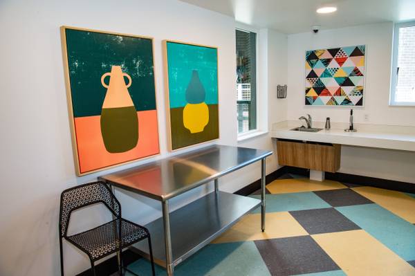 $1,348 / 1hab - Ubicado en Tigard, 1 dormitorio, espacio artístico (9660 SW Greenburg Rd, Tigard, OR)63841709150723120