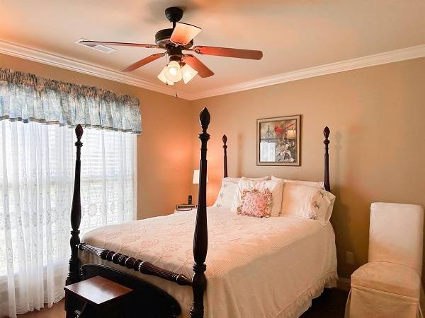 $1,350 / 3br - 1941ft2 - Modern 3BR 2BA in Prime Cedar Grove Location! (Decatur, AL)63490926249857121