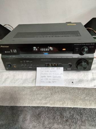 Receptores AV Pioneer VSX-451 VSX-816. Un control remoto - $50 (Wheaton)63471084535811122