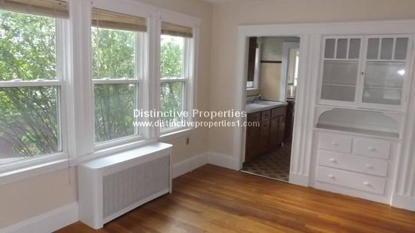$2,400 / 2hab - ¡SIN COMISIÓN! 2HAB 1BA PISO DURLO LAVAVAJILLAS LAVADORA/SECADORA 2COCHES TRAYECTO AUTOBÚS 10/1 (Arlington Heights)63699469066113121