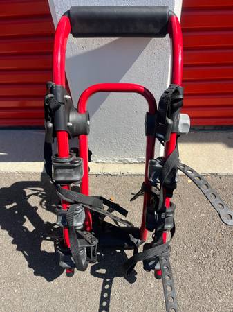 Yakima Super Pro Joe 3 Trunk Mount- Red - Like New 1