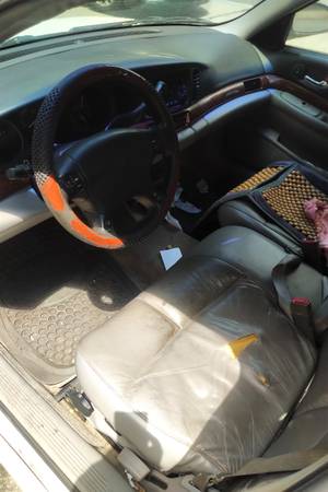 2004 Buick Lesabre solo 88k millas, ¡funciona excelente! - $1,200 (midwood)63654721363073122