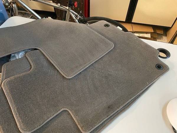 Honda OEM Complete Set Carpet Floor Mats for CRV CR-V 20 1