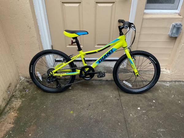 GIANT 20インチ キッズバイク イエロー Used Used Giant XTC Jr. 20