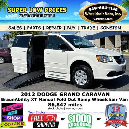 2012 Dodge Grand Caravan Wheelchair Van    1