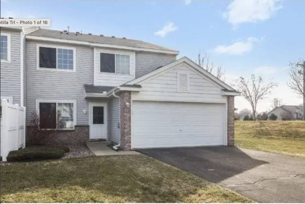 $2,200 / 4br - 1360ft2 - 4 BR, 2 BA Townhouse in Apple Valley (Apple Valley)64149611289601120