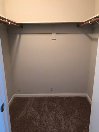 $1,550 / 2br - 1036ft2 - 2 Dormitorios 1.5 Baños $1,550 1036ft2 (Asheville)64029374732801121