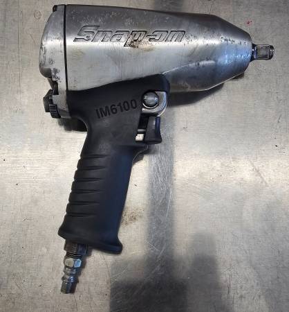 Snap On Heavy Duty 1/2 Impact Wrench - $50 (Aston)63443713586177121