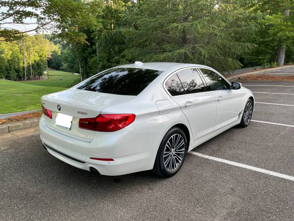 2019 BMW 530i xDrive - Sport Line - $23,400 (Milton)63621002124417124