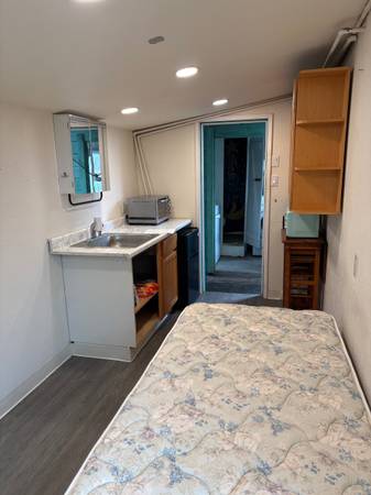 $1,575 / 1br - 130ft2 - Dorm Style Tiny Home (santa cruz)63880133853441123