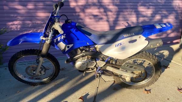 2002 Yamaha TTR 125L dirtbike 1