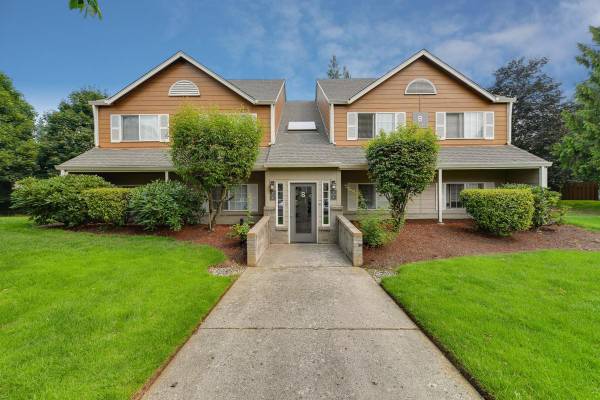 $1,715 / 2br - 1025ft2 - Patrol de cortesía, cocinas abiertas, bañera de hidromasaje (Walnut Grove)63831535909635124
