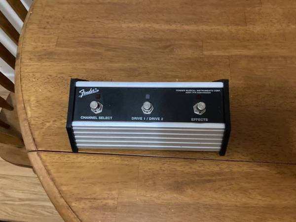 Fender Amp Footswitch (Channel, Drive Select, Effects) USED 1