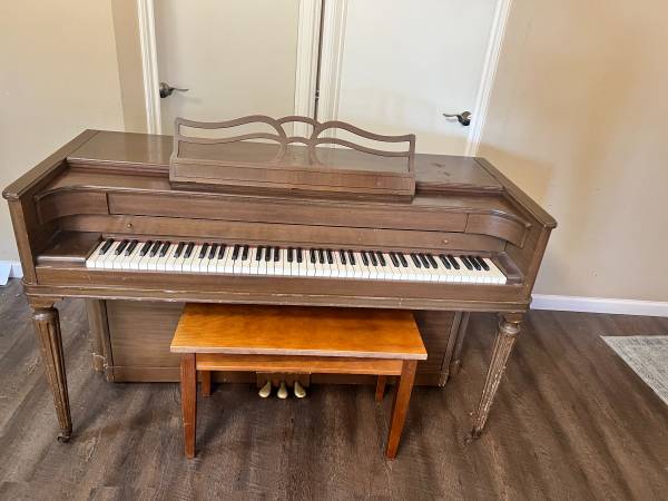 Baldwin Acrosonic Upright 1