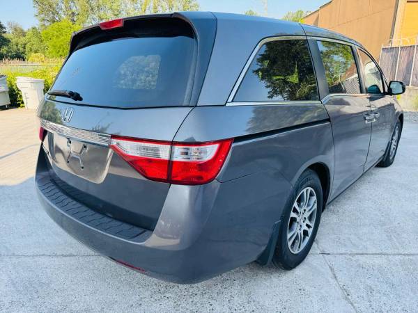 2013 Honda Odyssey - ¡Financiamiento disponible! - $7,89563469909111681124