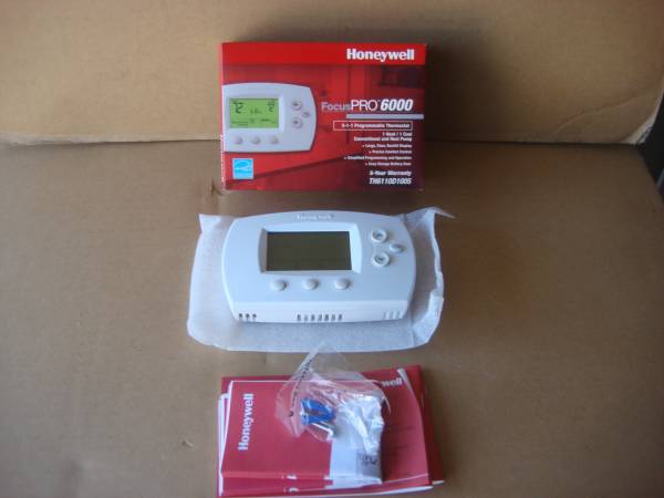 NEW HONEYWELL PRO 6000 THERMOSTAT 1